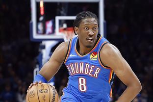 Durant: Clipper đã tìm ra giải pháp cho một nhóm cầu thủ IQ cao chơi bóng rổ đơn giản
